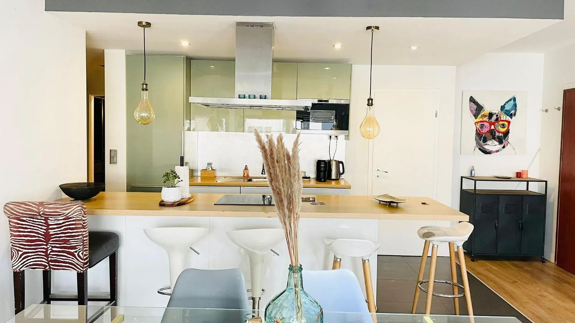Large 2 Bedrooms Flat With Terrace And Oarking Luxembourg